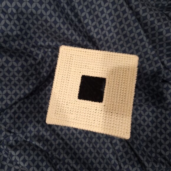 deer and tree plastic canvas tissue box cover - Picture 4 of 4